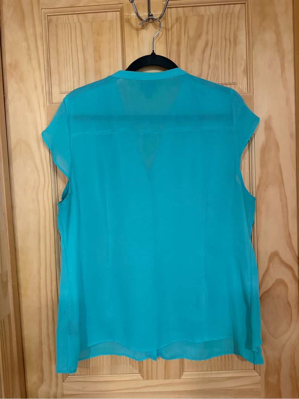 Women’s Turquoise Ruffle Button-Front Blouse - Picture 2 of 3